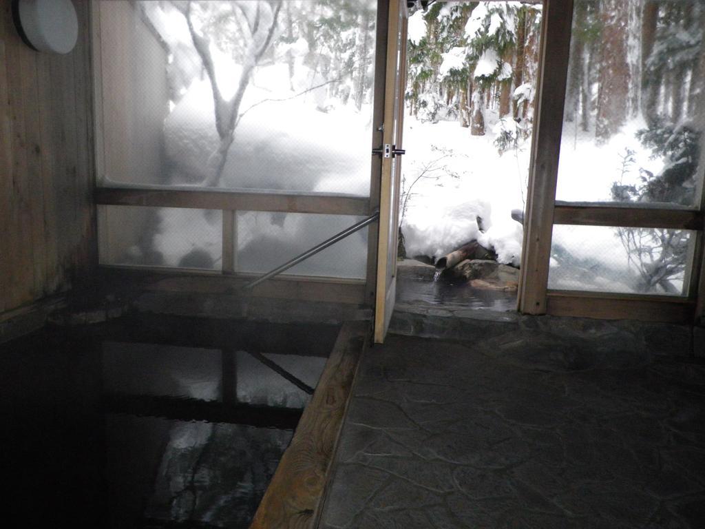 Готель Okuhida Sanso Norikura Ikkyu Такаяма Екстер'єр фото